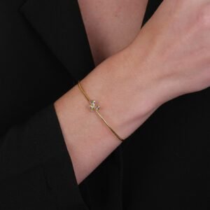 Bracelete Dourado com Borboleta Cravejada de Zircônia Colorida